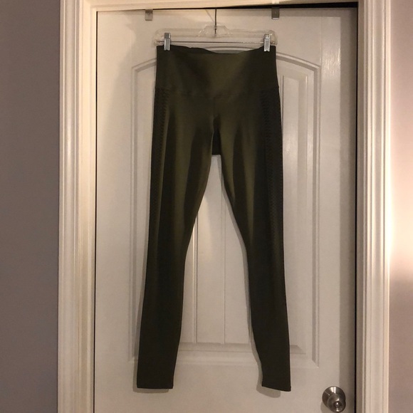 Army green puma leggings - Picture 2 of 4